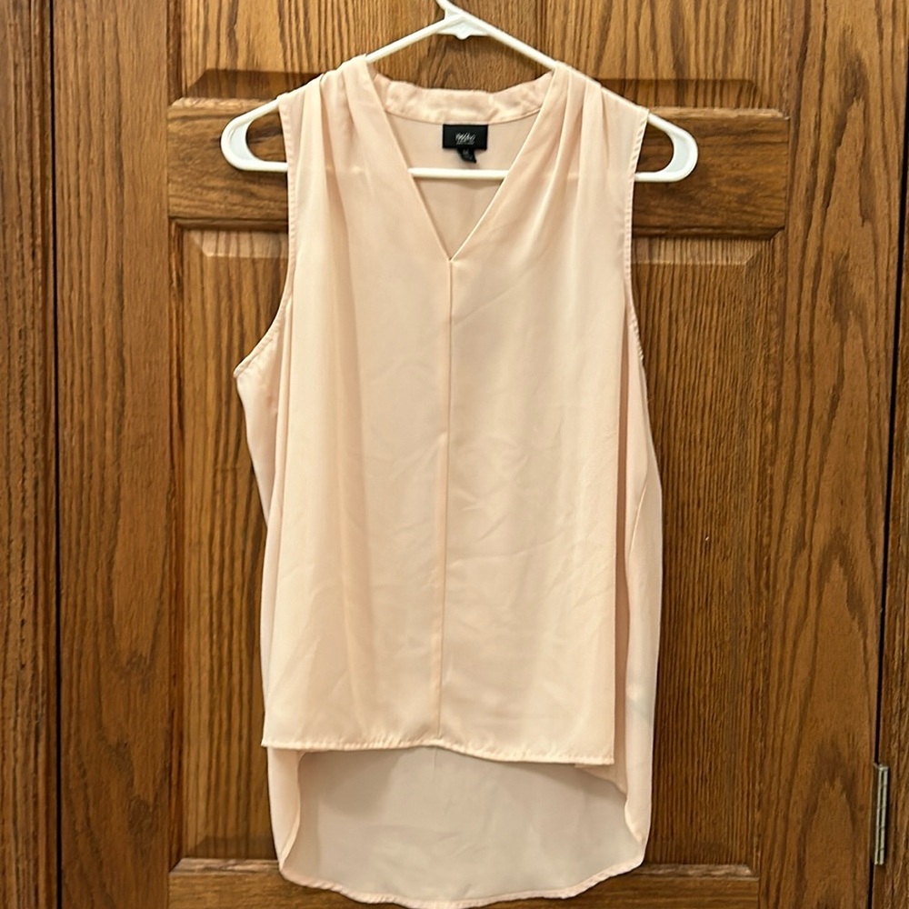 Massimo V-neck, lightweight sleeveless peach cream, top size M